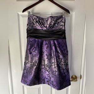 Beautiful purple strapless formal dress